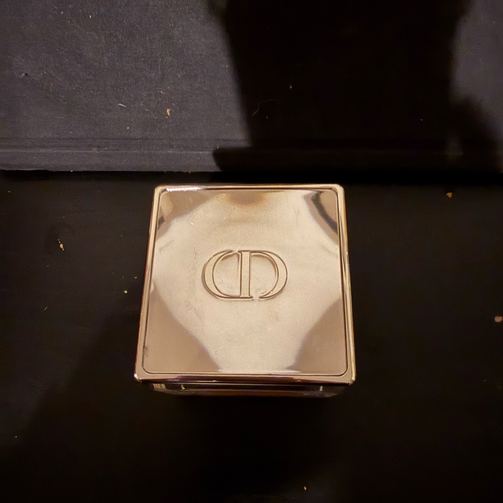Dior Prestige Le Micro-Caviar De Rose - Picture 3 of 6